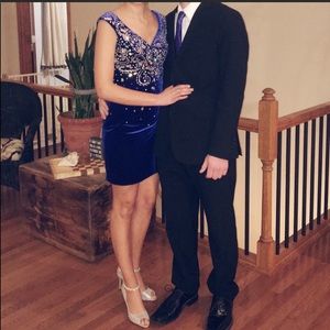 Hannah S. Knockout Cobalt short formal dress